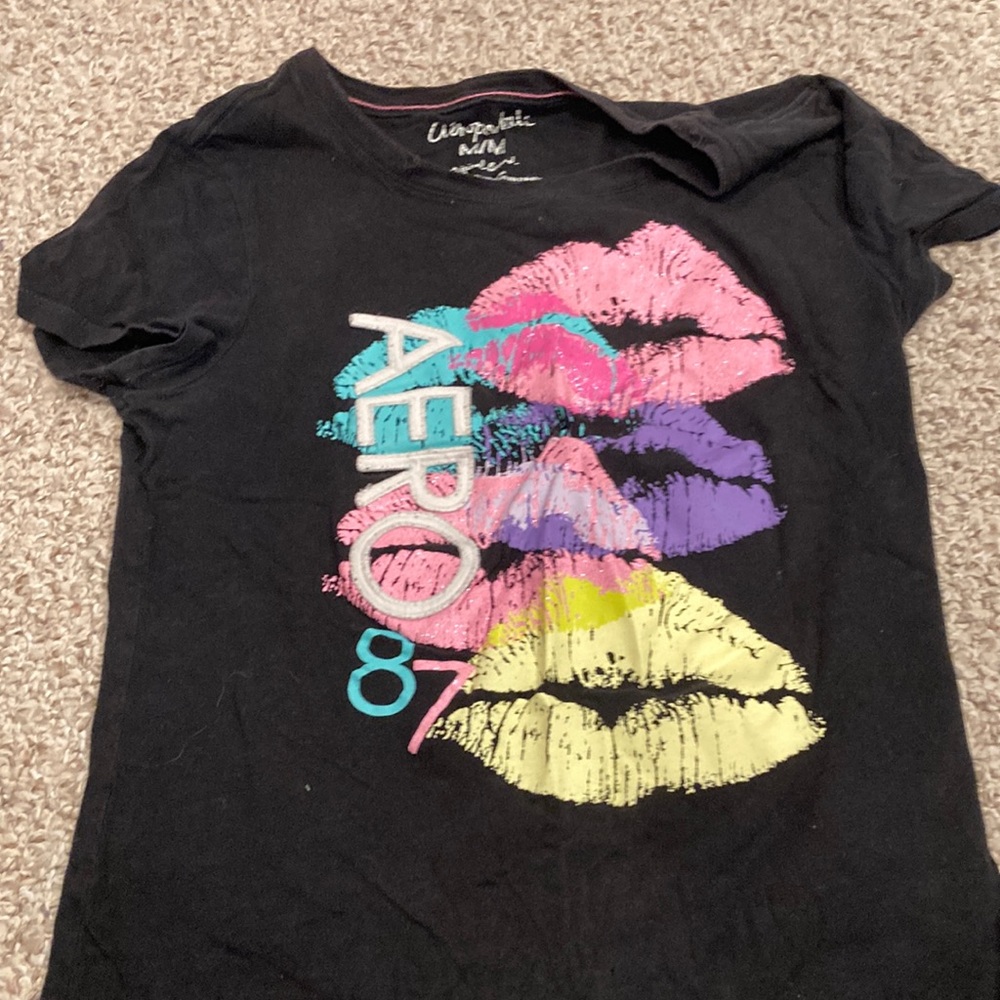 Aeropostale colorful lips shirt